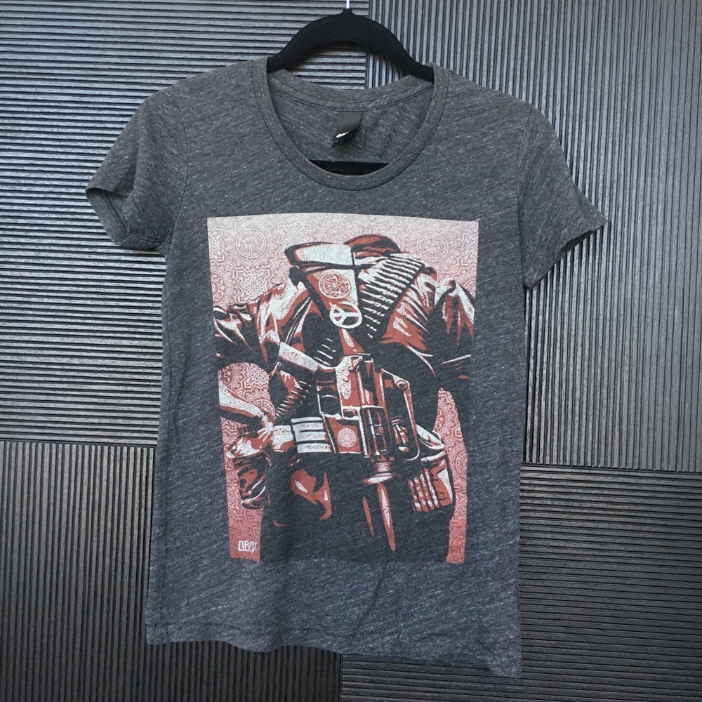 Obey soldier graphic t-shirt